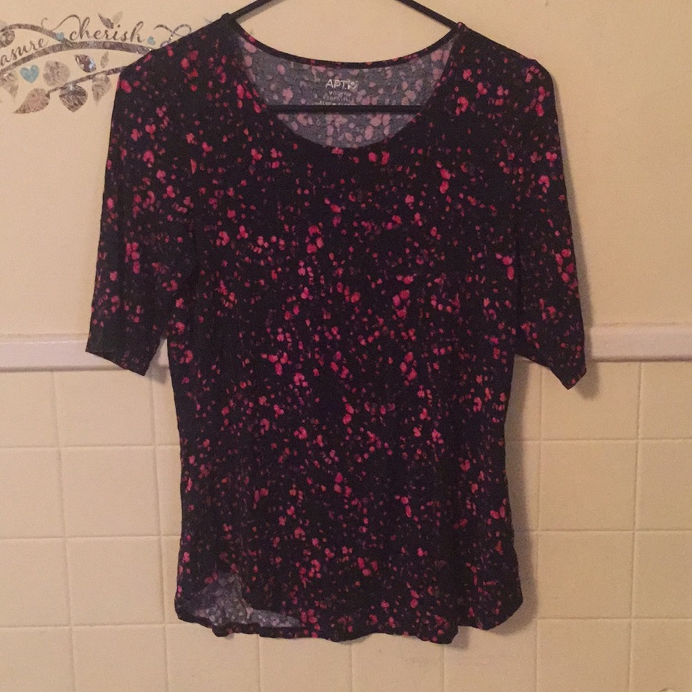 🌟Apt. 9 Quarter Length Shirt🌟